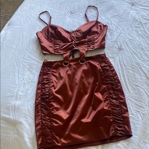 Two piece skirt set